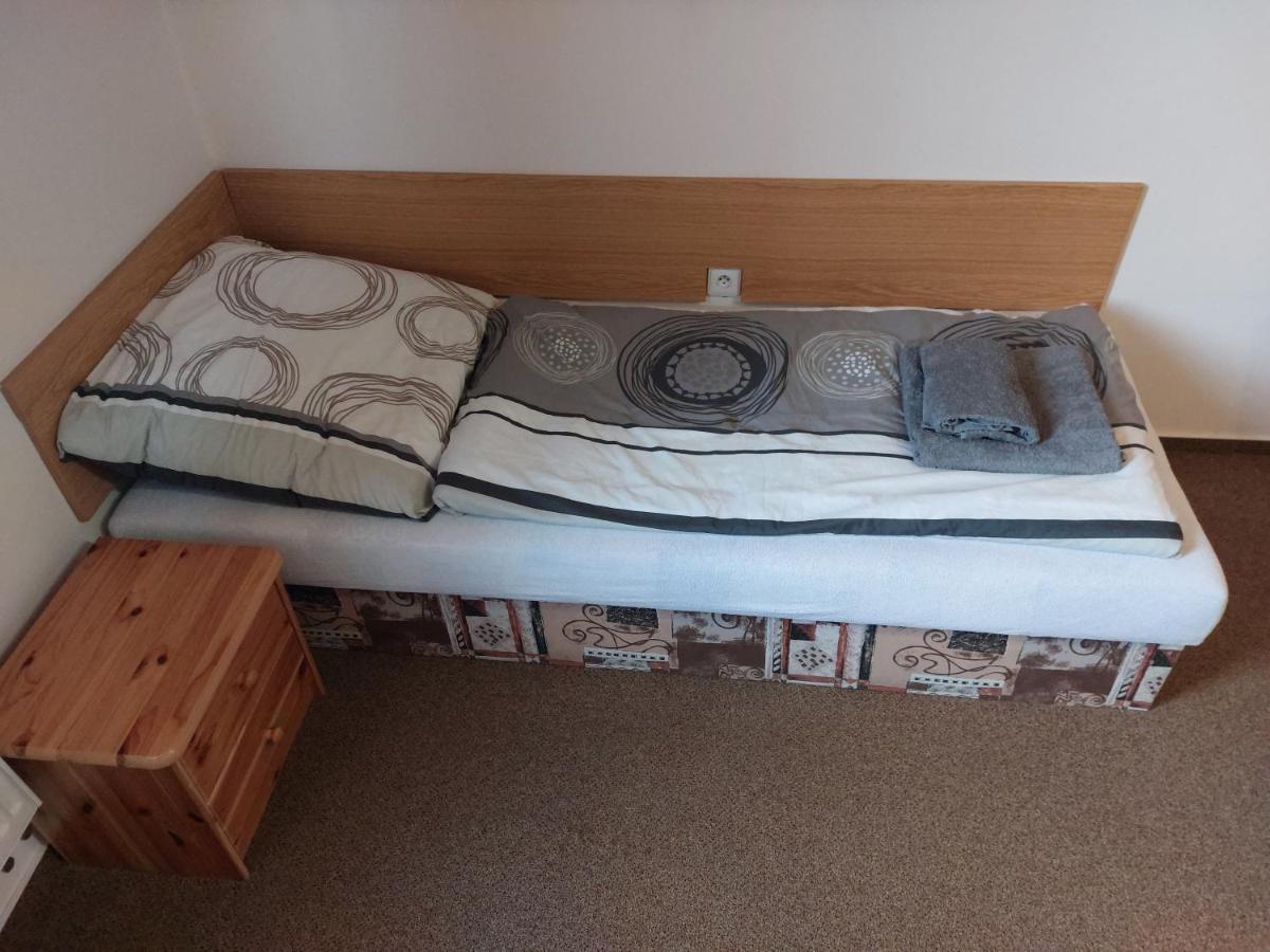 Hotel Rozmberska Basta Trzeboń Zewnętrze zdjęcie